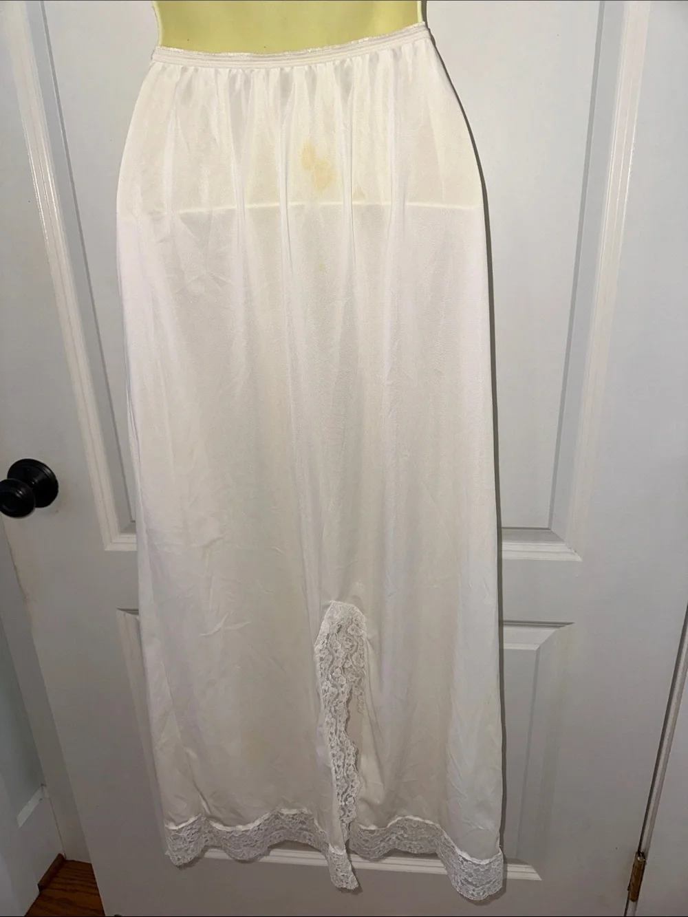 Vintage 60s Vassarette Creamy White Long Maxi Half Slip with Lace Trim - Picture 5 of 10